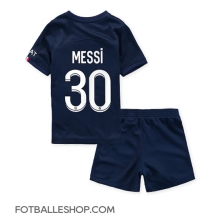 Paris Saint-Germain Lionel Messi #30 Replika Hjemmedrakt Barn 2022-23 Kortermet (+ bukser)