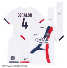 Paris Saint-Germain Lucas Beraldo #4 Replika Bortedrakt Barn 2025-26 Kortermet (+ bukser)