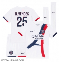 Paris Saint-Germain Nuno Mendes #25 Replika Bortedrakt Barn 2025-26 Kortermet (+ bukser)