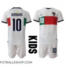 Portugal Bernardo Silva #10 Replika Bortedrakt Barn VM 2022 Kortermet (+ bukser)