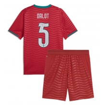 Portugal Diogo Dalot #5 Replika Hjemmedrakt Barn VM 2026 Kortermet (+ bukser)