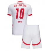 RB Leipzig Xavi Simons #10 Replika Hjemmedrakt Barn 2024-25 Kortermet (+ bukser)