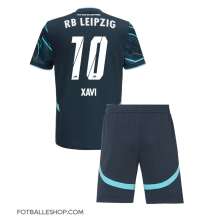 RB Leipzig Xavi Simons #10 Replika Tredjedrakt Barn 2024-25 Kortermet (+ bukser)