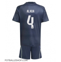 Real Madrid David Alaba #4 Replika Bortedrakt Barn 2025-26 Kortermet (+ bukser)