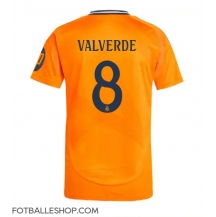 Real Madrid Federico Valverde #8 Replika Bortedrakt 2024-25 Kortermet