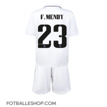 Real Madrid Ferland Mendy #23 Replika Hjemmedrakt Barn 2022-23 Kortermet (+ bukser)