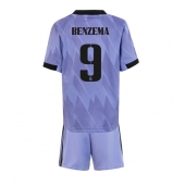Real Madrid Karim Benzema #9 Replika Bortedrakt Barn 2022-23 Kortermet (+ bukser)