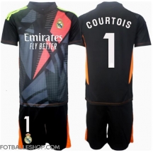 Real Madrid Thibaut Courtois #1 Keeper Replika Bortedrakt Barn 2024-25 Kortermet (+ bukser)