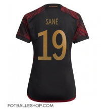 Tyskland Leroy Sane #19 Replika Bortedrakt Dame VM 2022 Kortermet